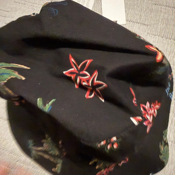 Iro Paris Cardi Hawaiian Print Bucket Hat - Picture 3 of 6